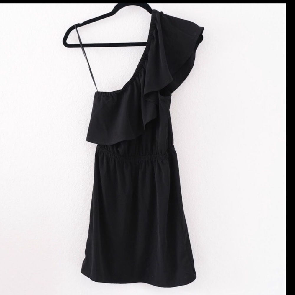 Express One Shoulder Black Mini Dress Ruffle Skater LBD Cocktail Wedding Guest - Picture 6 of 6